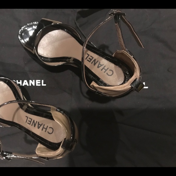 Shoes - Picture 2 of 6